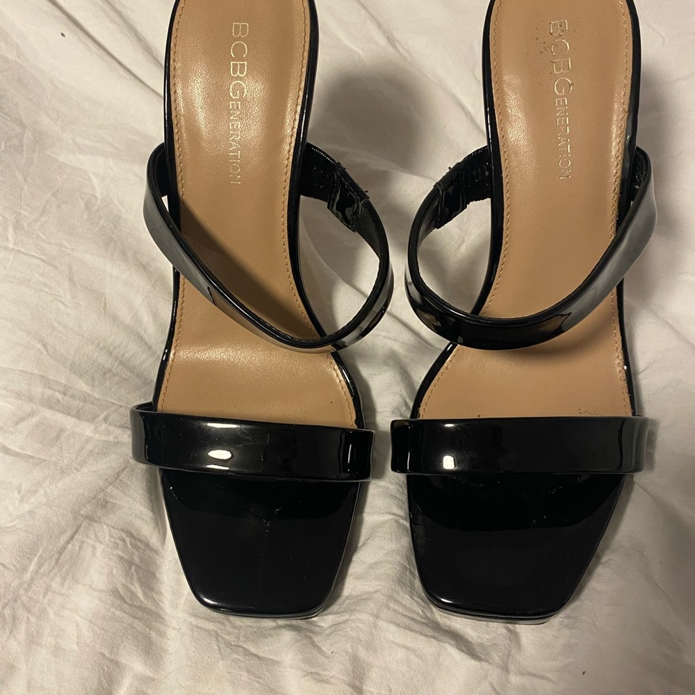 BCBGeneration Black Heeled Sandals with Glossy Straps